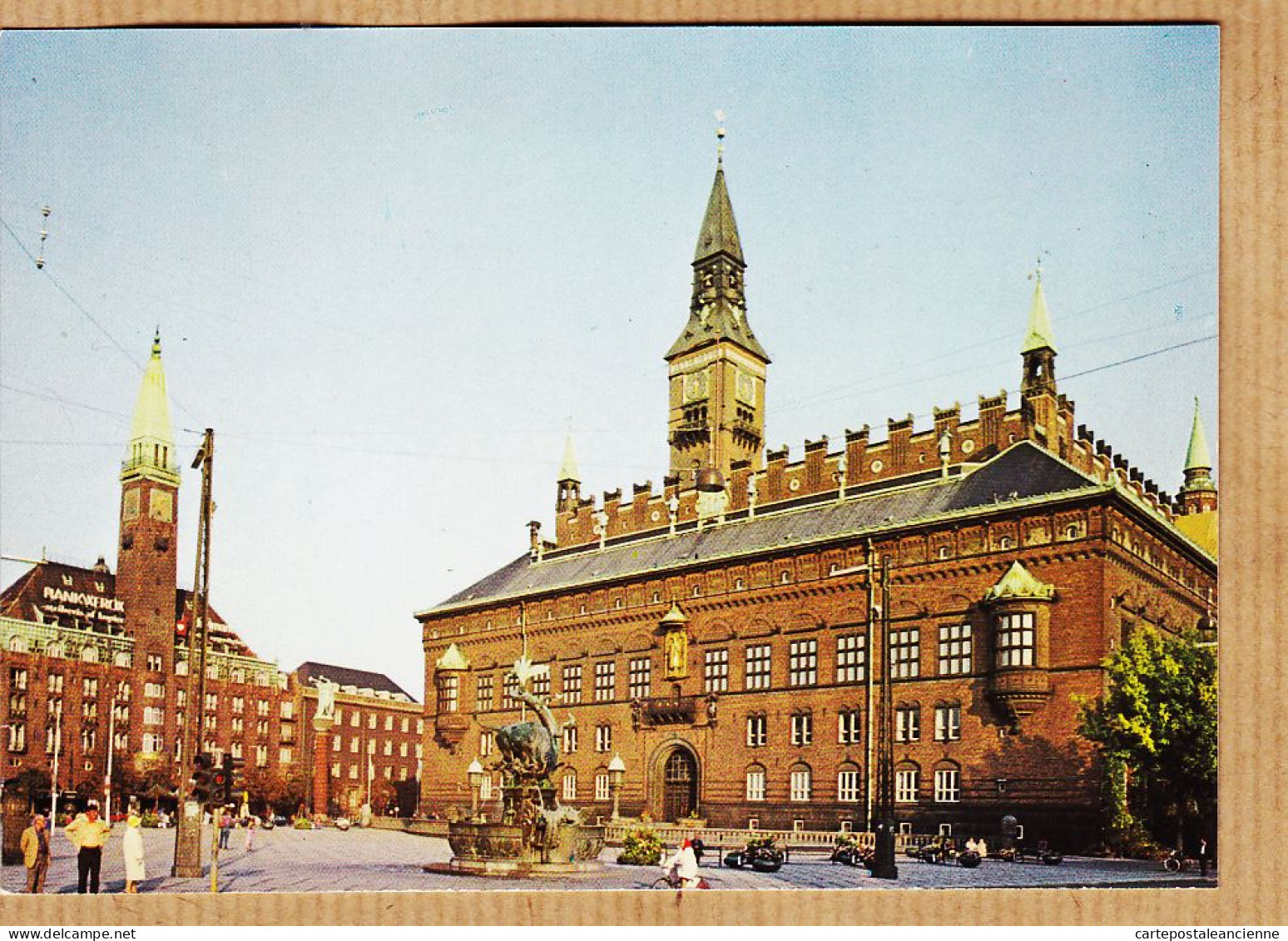 04669 / Danmark COPENHAGEN Kopenhagen Town Hall Square Rathausplatz Denmark COPENHAGUE 1970s - Danemark