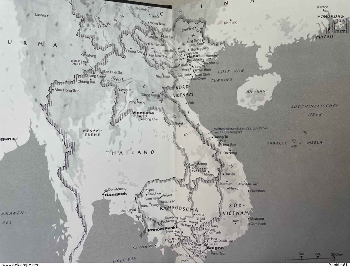 Der Tod im Reisfeld : 30 Jahre Krieg in Indochina.