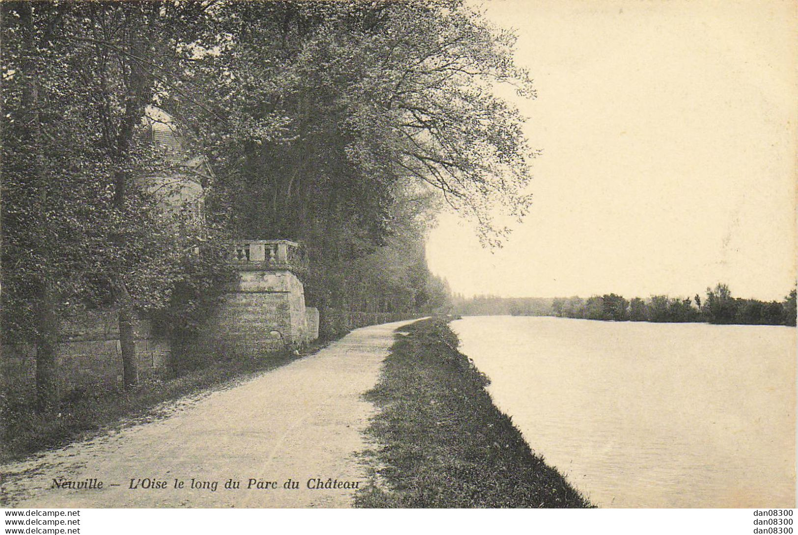 95 NEUVILLE L'OISE LE LONG DU PARC DU CHATEAU - Neuville-sur-Oise