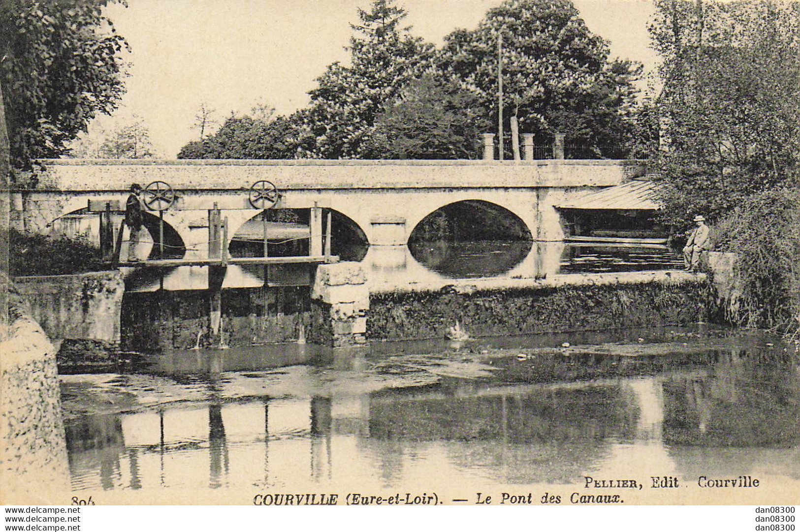 28 COURVILLE LE PONT DES CANAUX - Courville