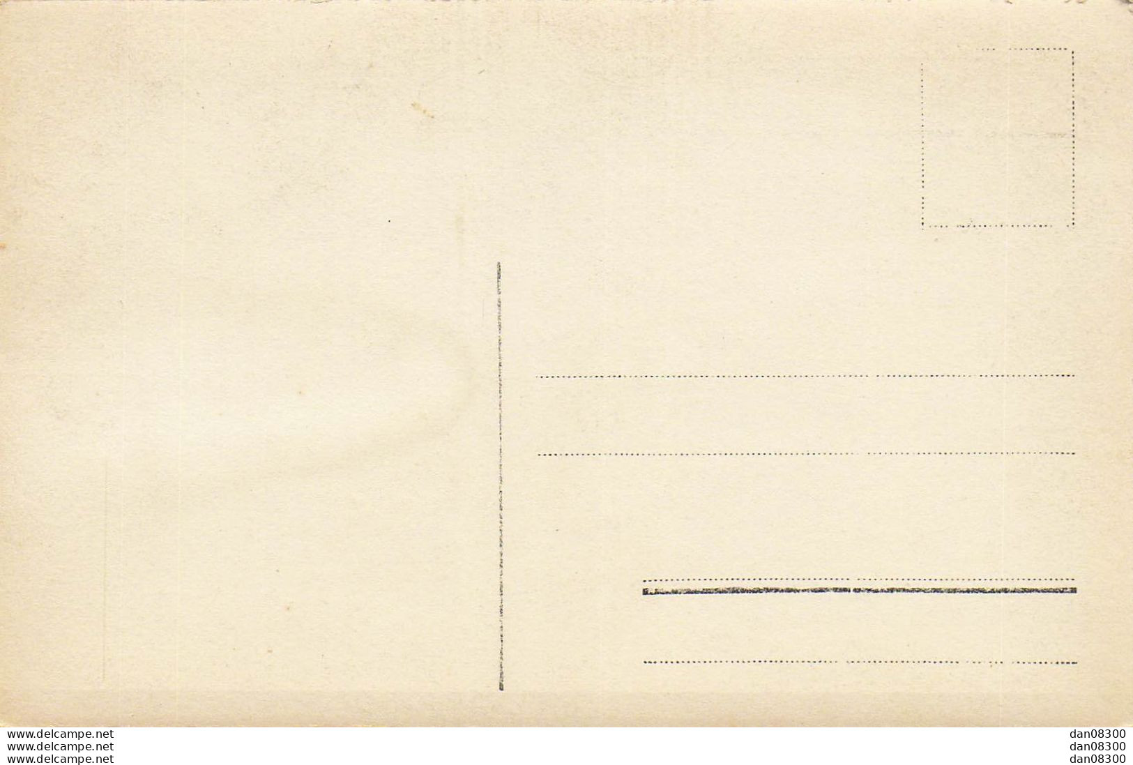 CARTE PHOTO NON IDENTIFIEE REPRESENTANT CINQ FEMMES UN HOMME ET UN BEBE - To Identify