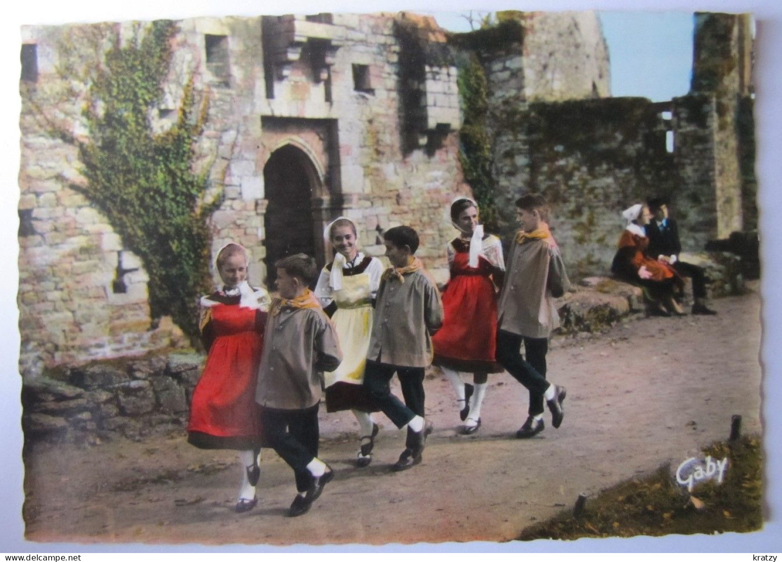 FRANCE - LOIRE ATLANTIQUE - CLISSON - Le Château - Les Enfants Dansent La "Violette" - Clisson