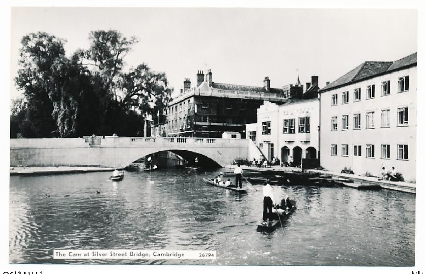 CPSM 9 X 14  Grande Bretagne Angleterre (91) CAMBRIDGE  The Cam At Silver Street Bridge Gondoliers Rivière Cam Pont - Cambridge