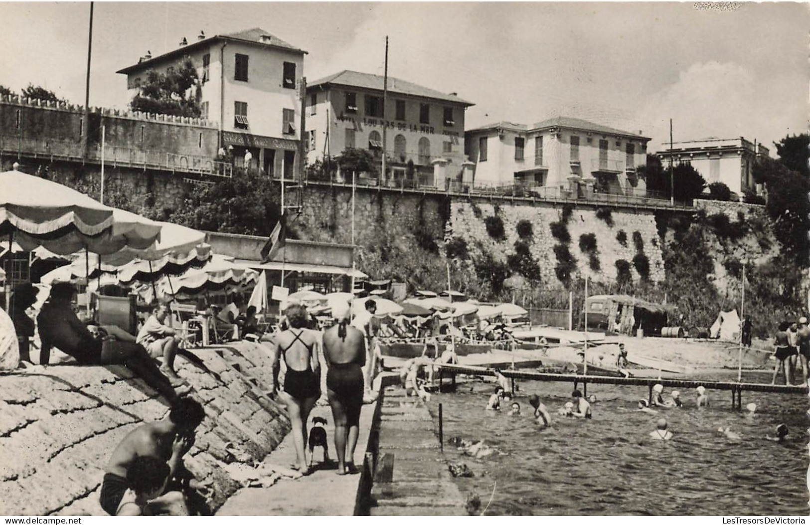 FRANCE - Saint Jean Cap Ferrat - L'heure Du Bain à Midi Plage - Animé - Vue Sur La Plage - Carte Postale Ancienne - Saint-Jean-Cap-Ferrat