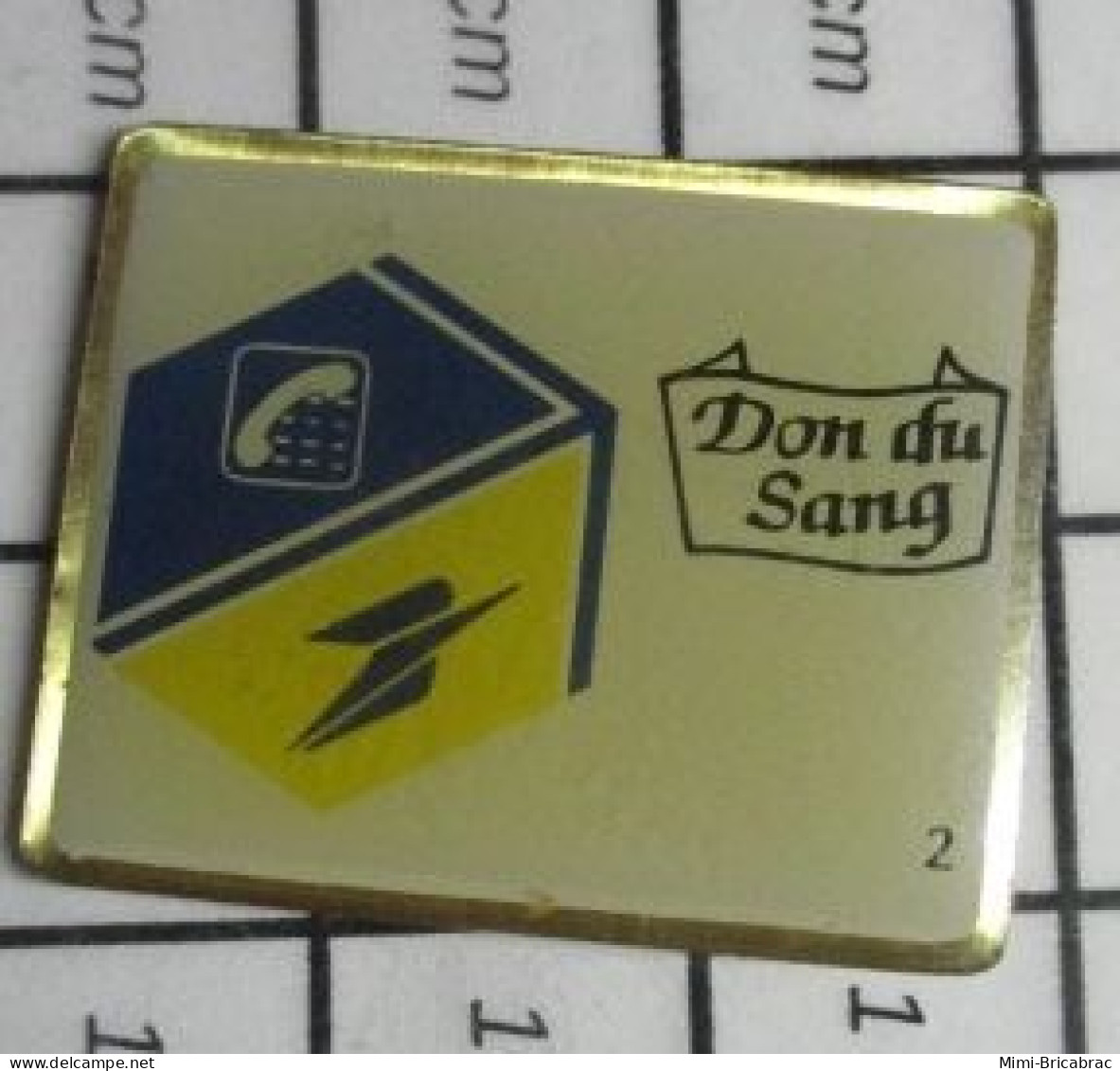 1920 Pin's Pins / Beau Et Rare / ASSOCIATIONS / LA POSTE FRANCE TELECOM DON DU SANG - Asociaciones