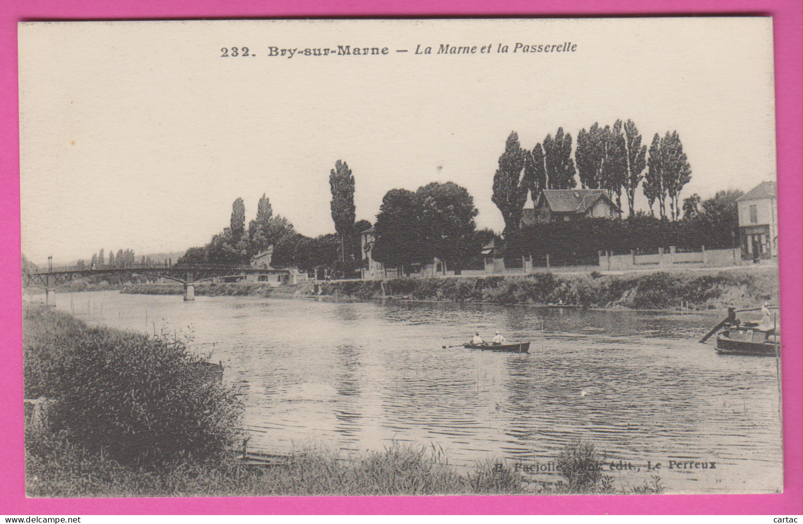 D94 - BRY SUR MARNE - LA MARNE ET LA PASSERELLE - 2 Hommes Dans Une Barque - Bateau - Bry Sur Marne