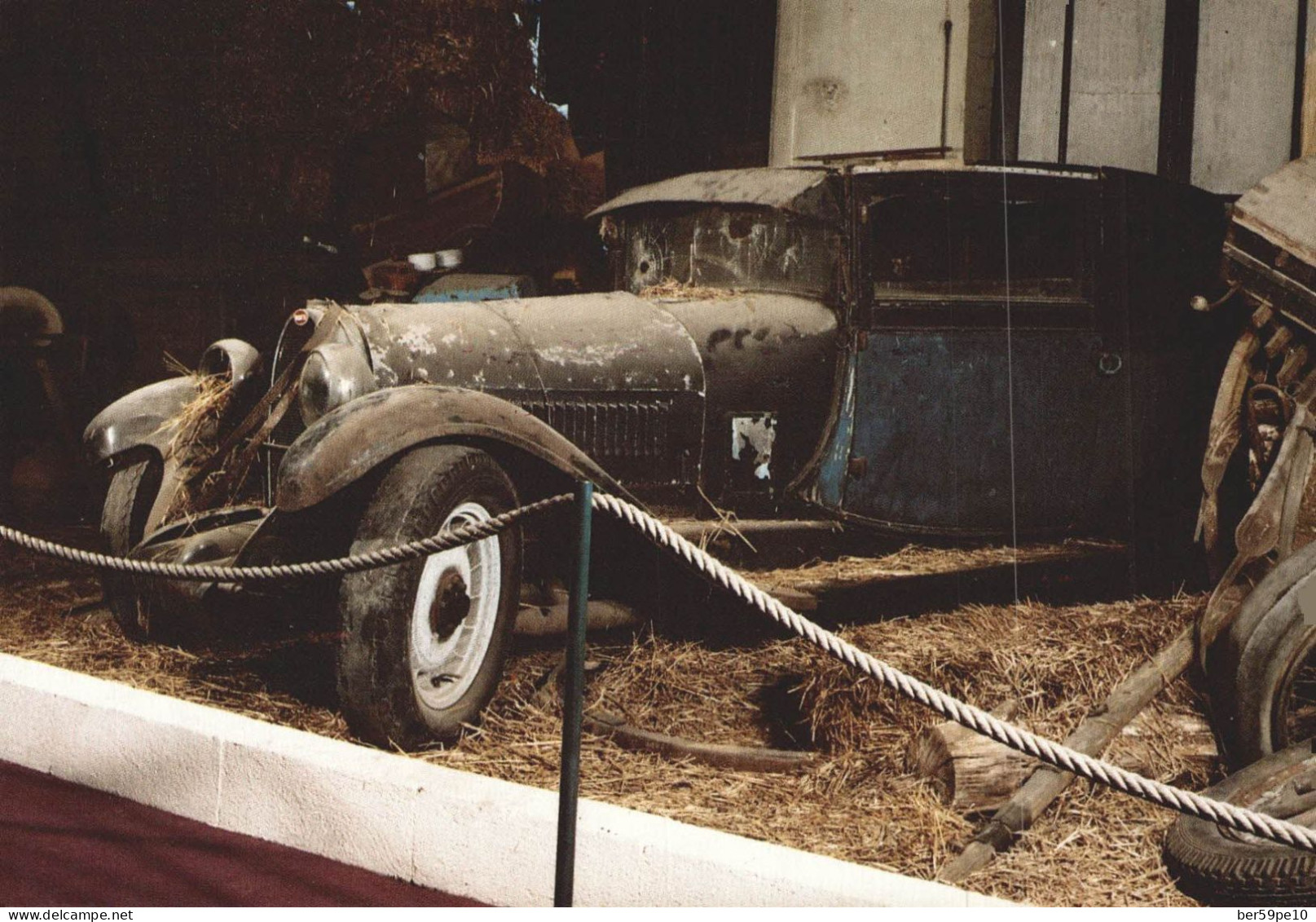 AUTOMOBILE BUGATTI TYPE UU 1926 CARROSSERIE FIACRE - Turismo