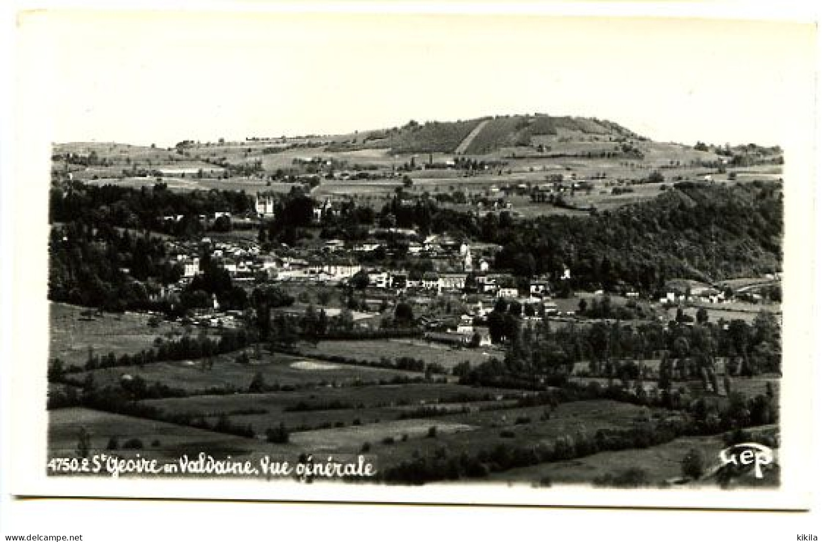 CPSM  GEP 9 X 14 Isère  SAINT GEOIRE EN VALDAINE Vue Générale - Saint-Geoire-en-Valdaine