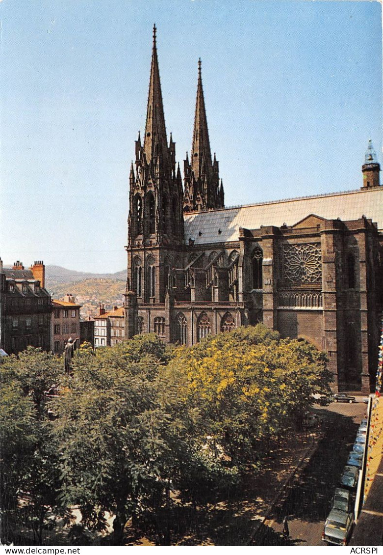 CLERMONT FERRAND LA CATHEDRALE 26(scan Recto-verso) MA2237 - Clermont Ferrand