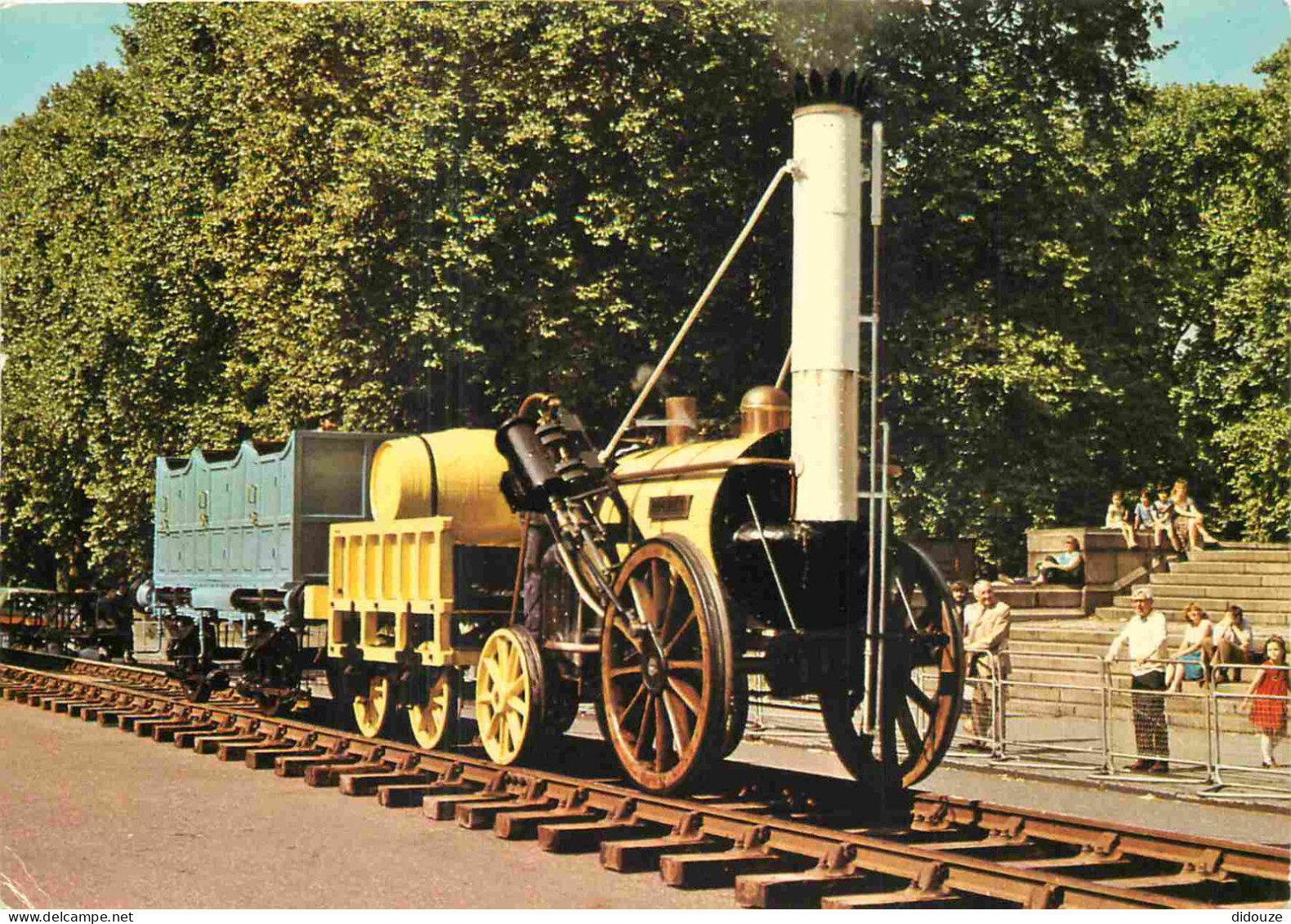 Trains - Matériel - The Replica Rocket Demonstrated In Hyde Park - CPM - Carte Neuve - Voir Scans Recto-Verso - Matériel