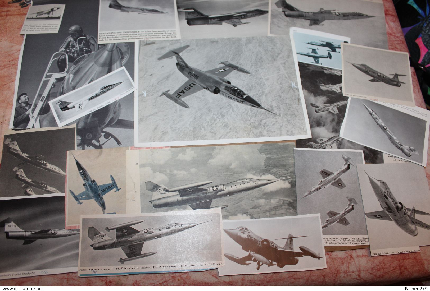 Lot de 667g d'anciennes coupures de presse et photos de l'aéronef américain Lockheed F-104 "Starfighter"