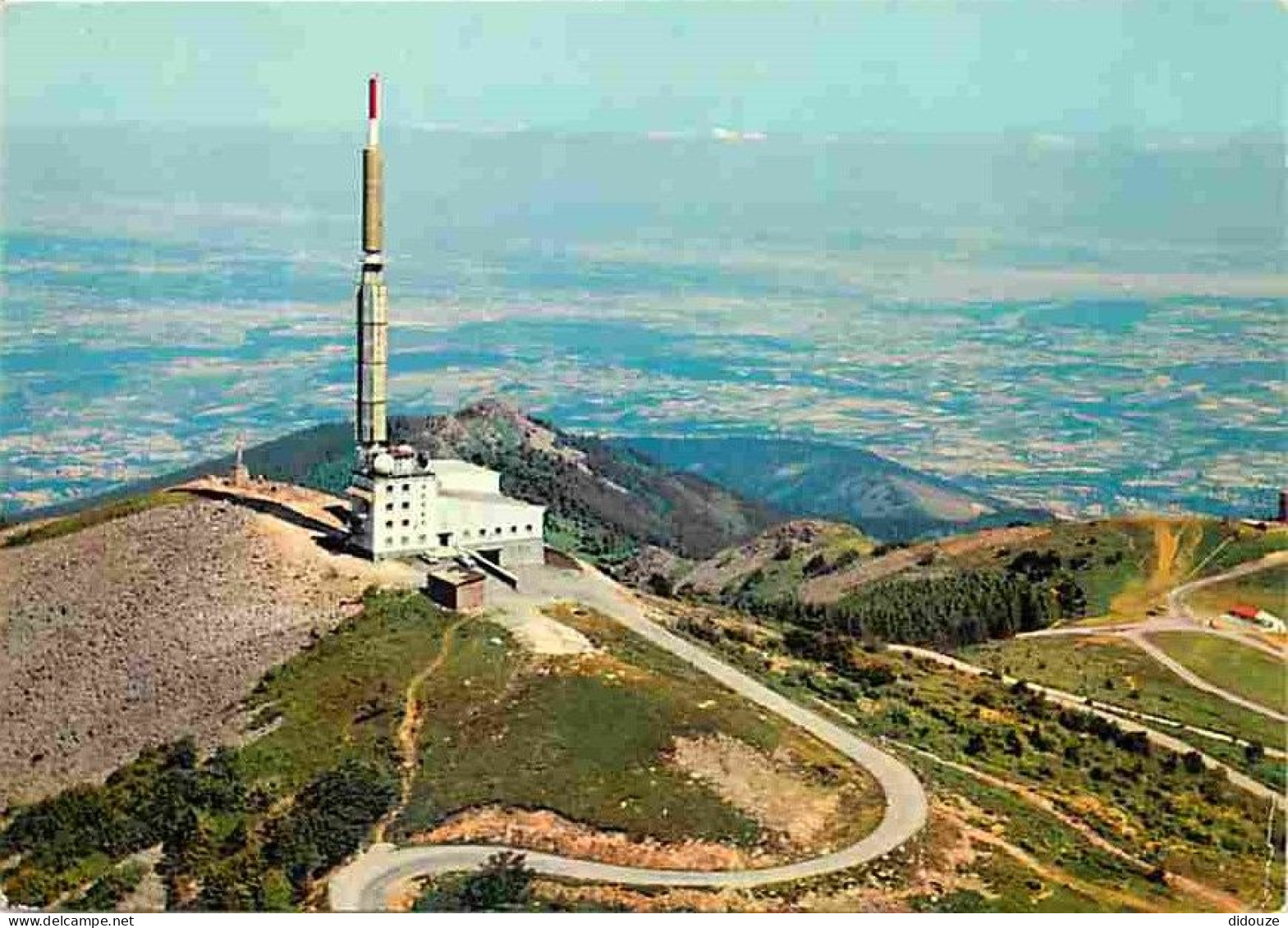 42 - Le Mont Pilat - La Tour De Télévision Et La Croix De L'Oeillon - A Droite Le Col De L'Oeillon - CPM - Voir Scans Re - Mont Pilat