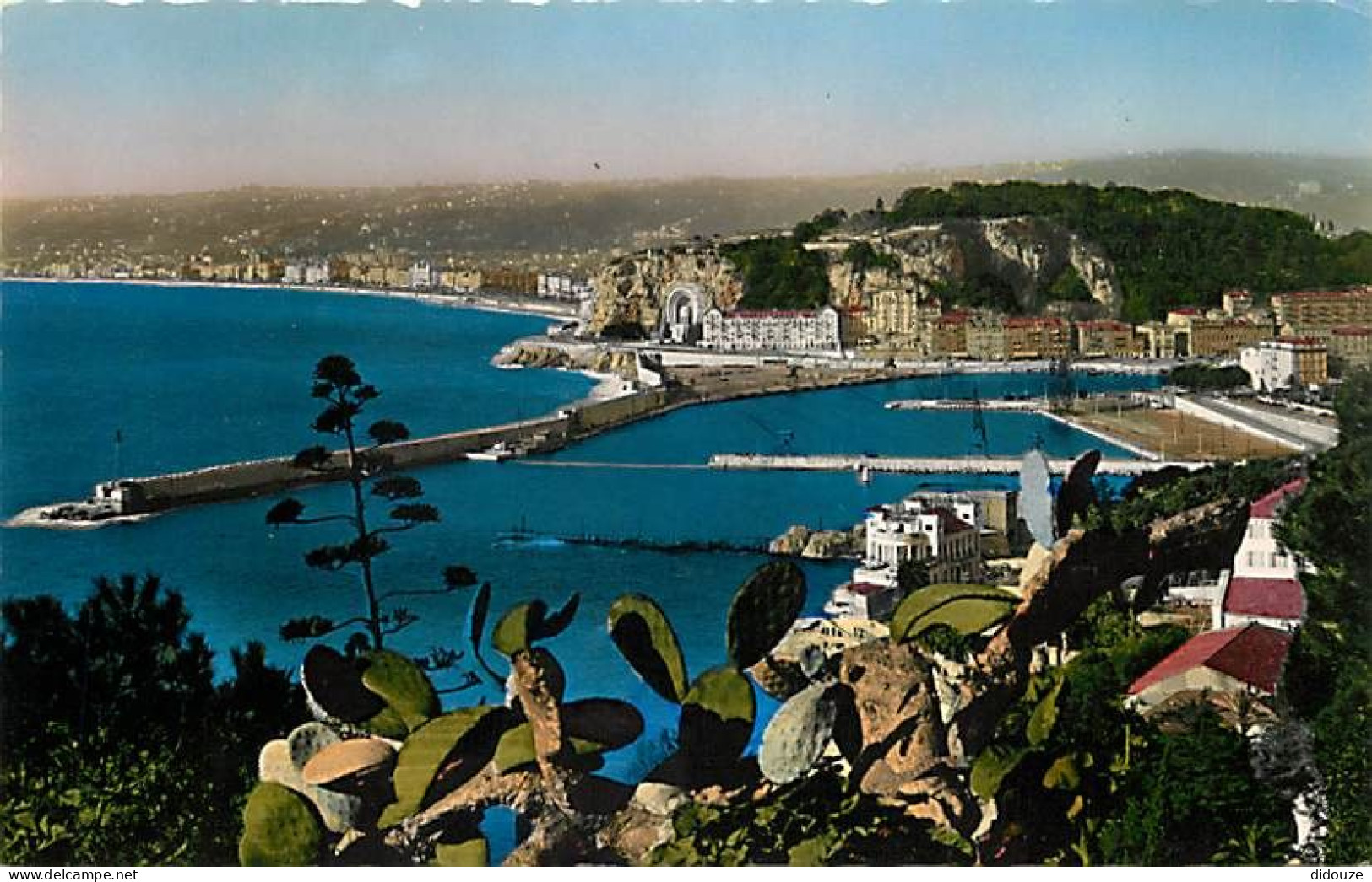 06 - Nice - Vue Générale Sur Le Port Et La Baie - CPSM Format CPA - Carte Neuve - Voir Scans Recto-Verso - Transport Maritime - Port