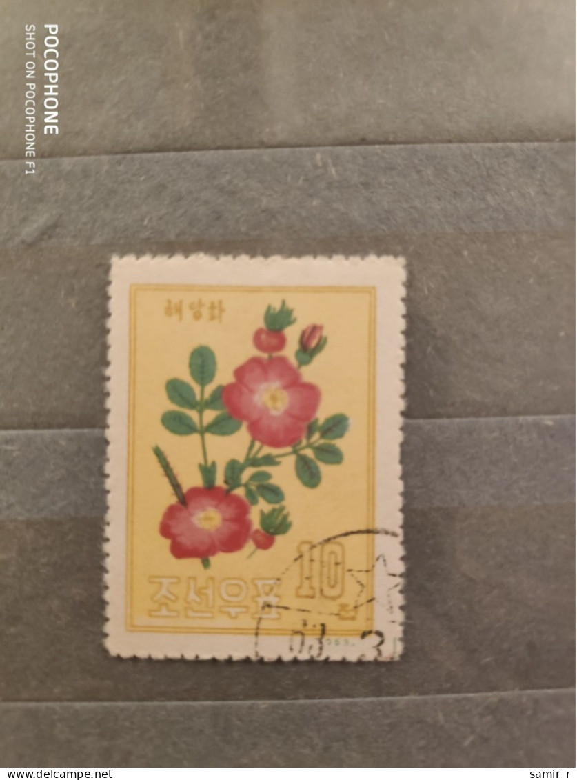 Korea	Flowers (F85) - Corée Du Nord