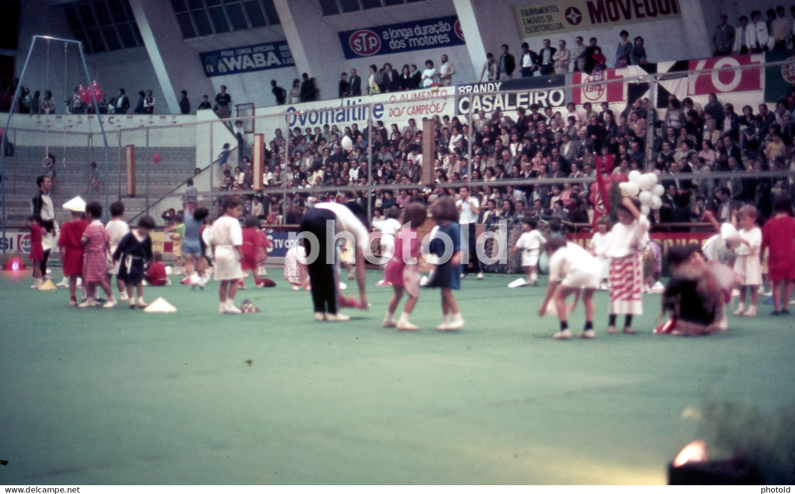 17 SLIDES SET 1984 GINASTICA SPORT LISBOA BENFICA SLB PORTUGAL BOYS GIRLS 35mm DIAPOSITIVE SLIDE Not PHOTO FOTO NB3955 - Diapositives