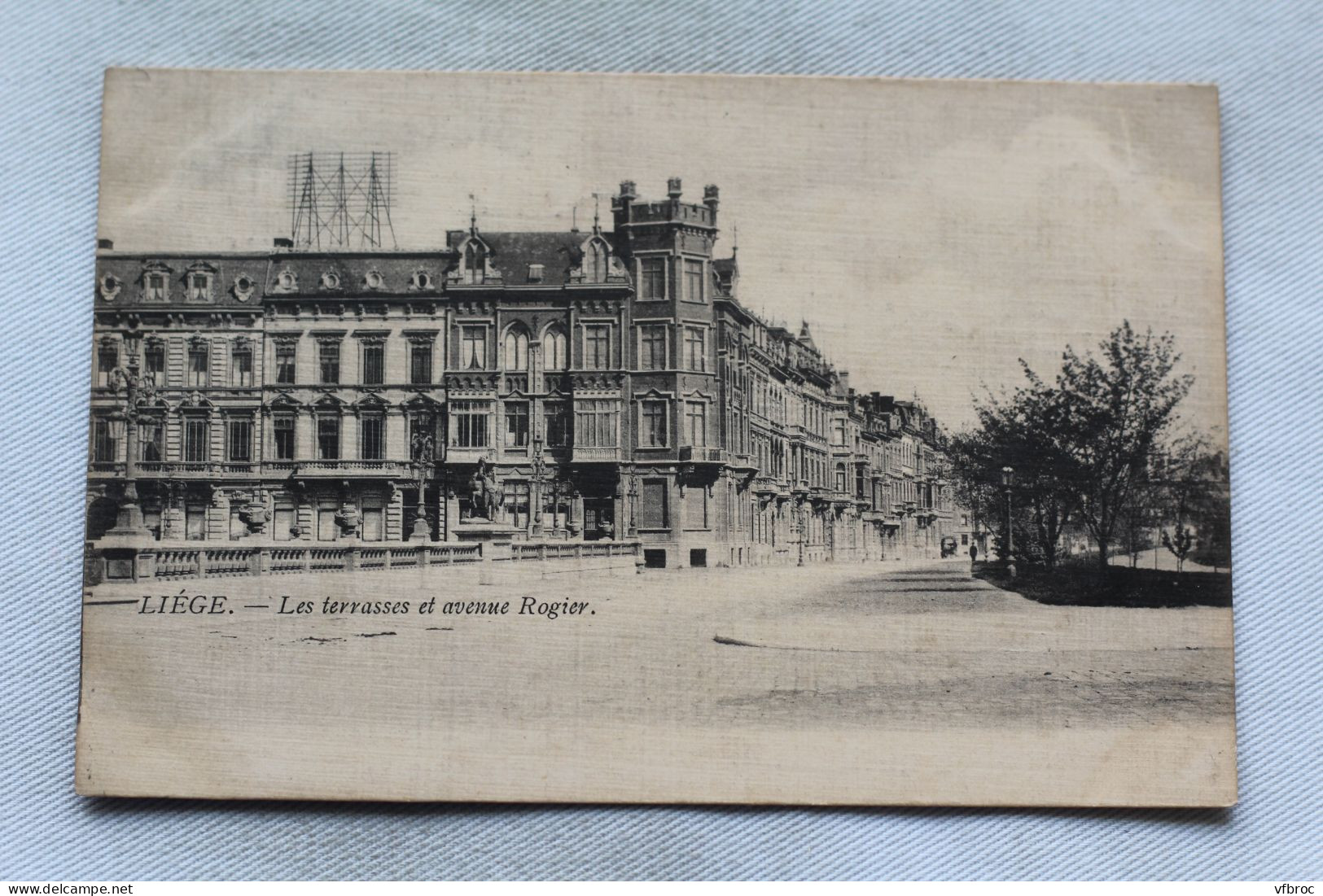 Liège, Les Terrasses Et Avenue Rogier, Belgique - Lüttich