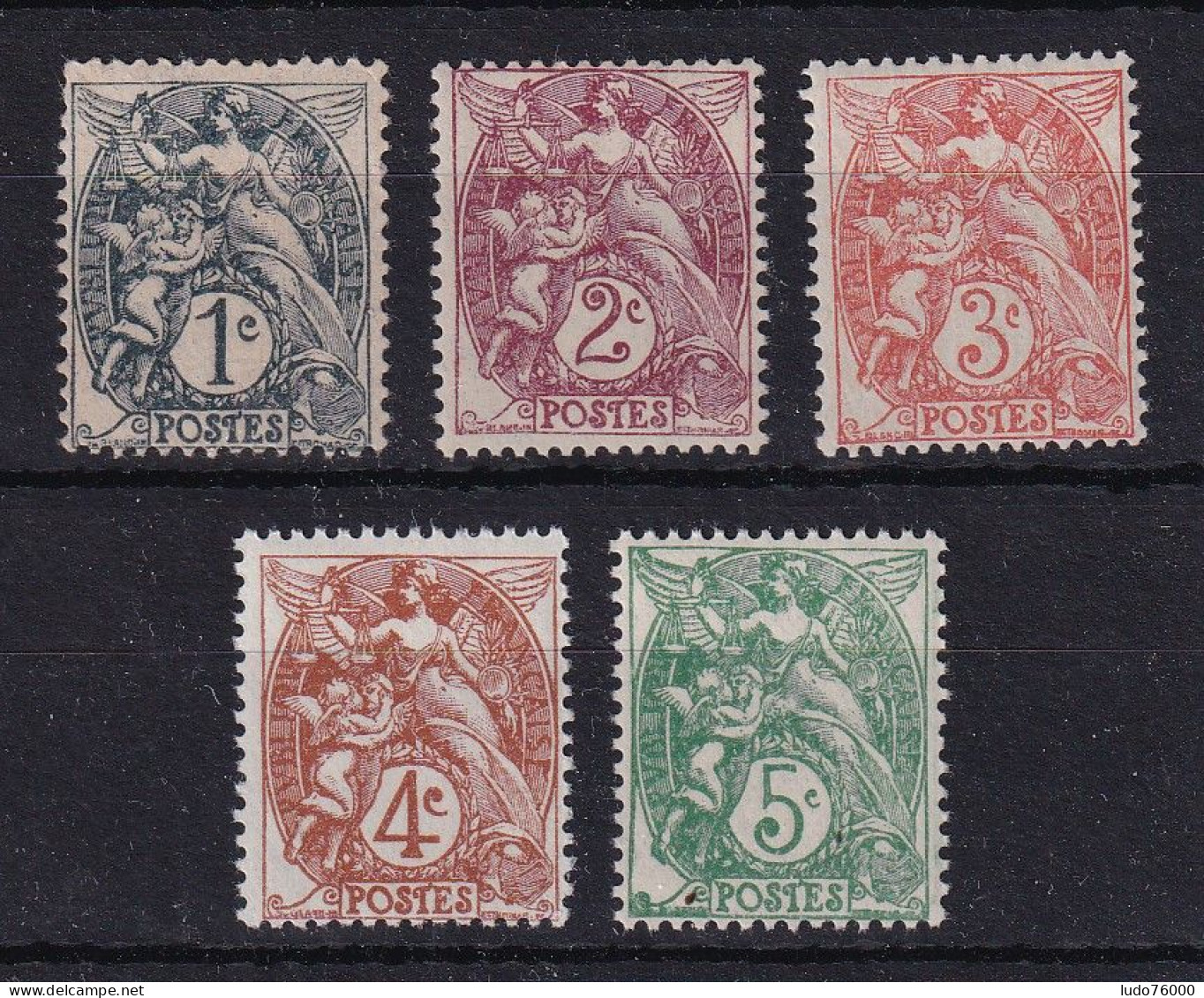 D 777 / LOT SERIE TYPE BLANC NEUF** - Collections