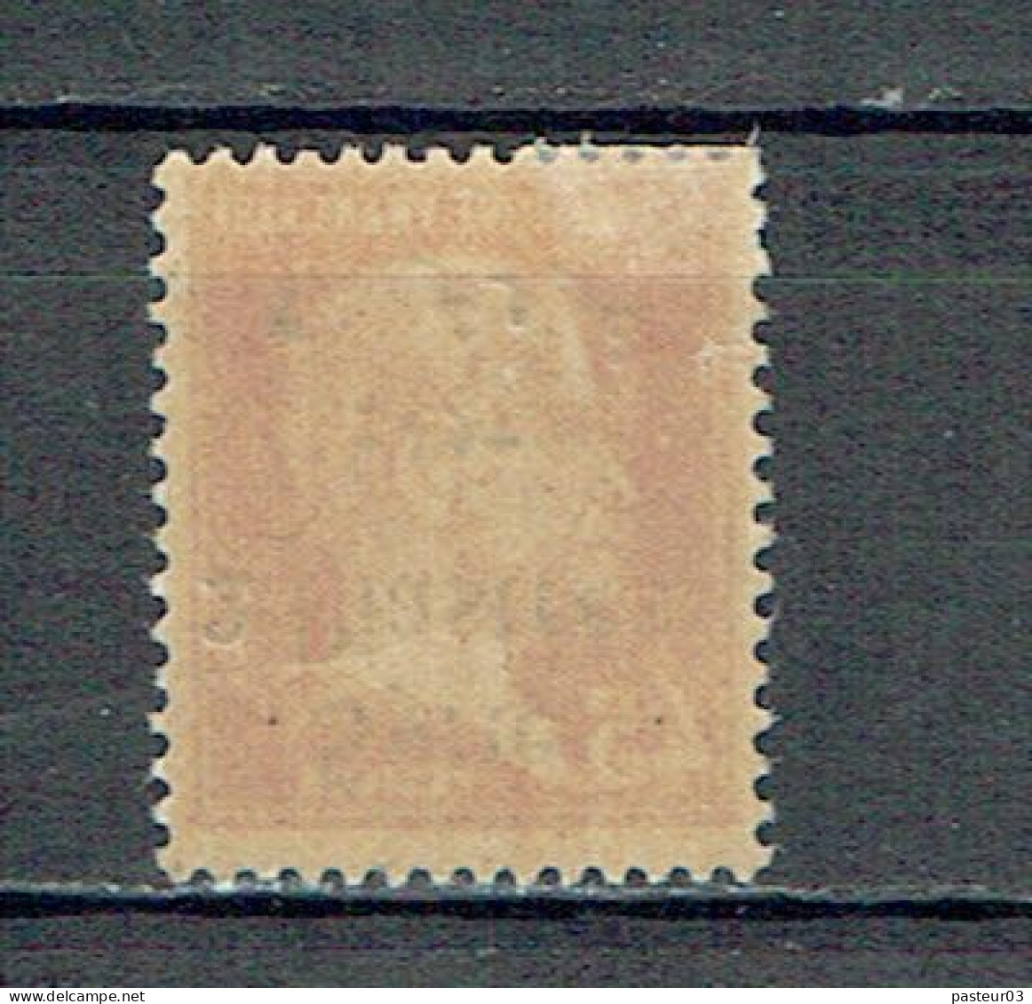146 Syrie  Pasteur 45 C. Rouge Charnière Surcharge Inversée - Unused Stamps