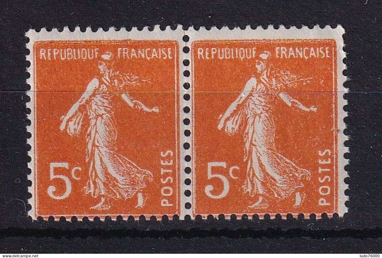 D 777 / LOT N° 158 PAIRE NEUF** COTE 7€ - Collections