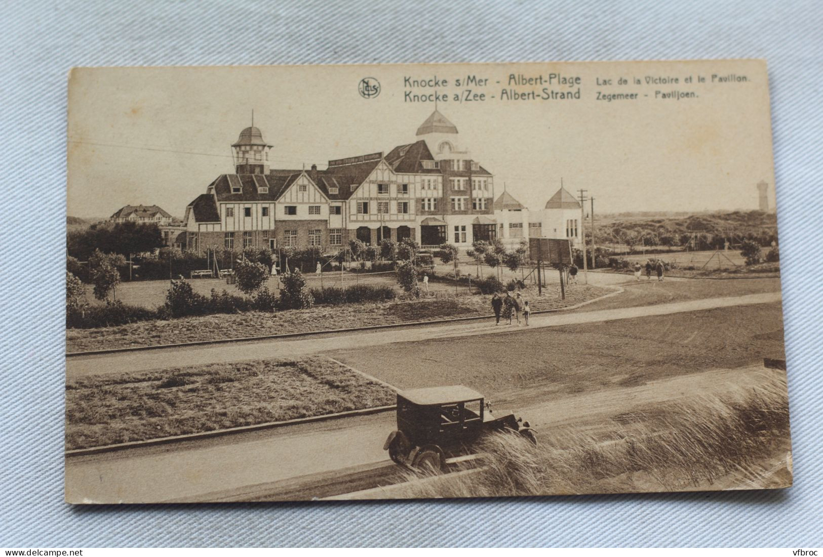 Knocke Sur Mer, Albert Plage, Lac De La Victoire Et Le Pavillon, Belgique - Knokke