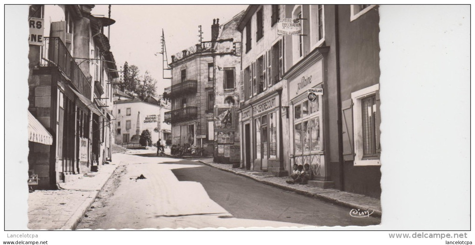 70 - JUSSEY / RUE GAMBETTA - Jussey