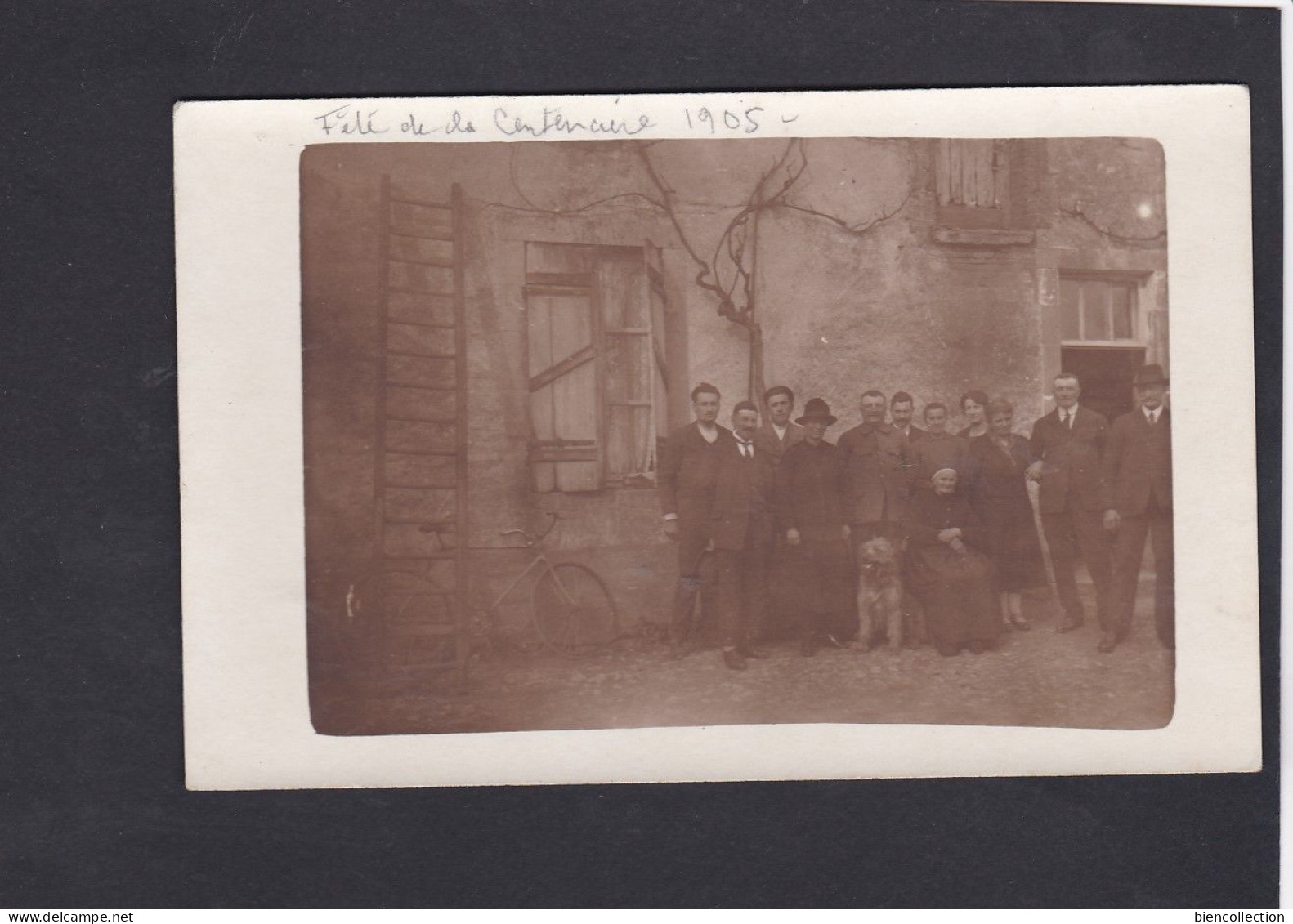 Carte Photo Non Localisée De La Fête D'une Centenaire. - A Identifier