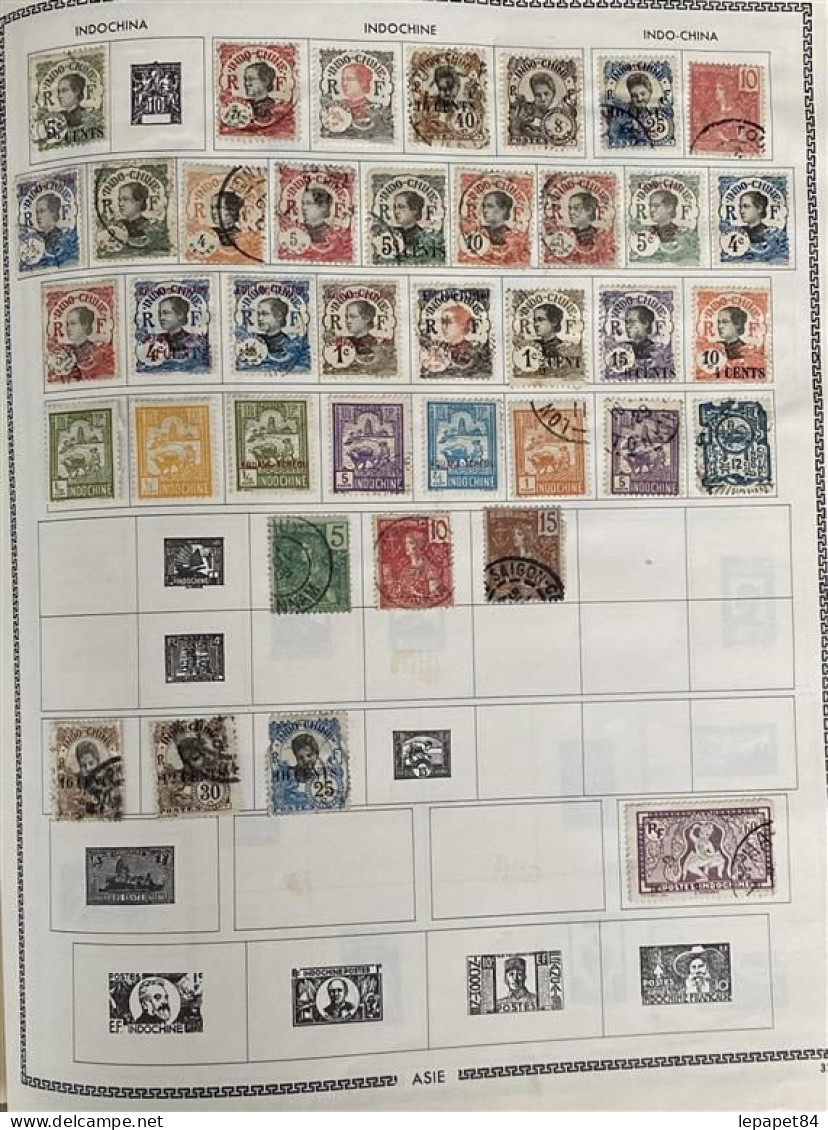 Gros album Monde Thiaude de plus de 350 pages - plusieurs milliers de timbres