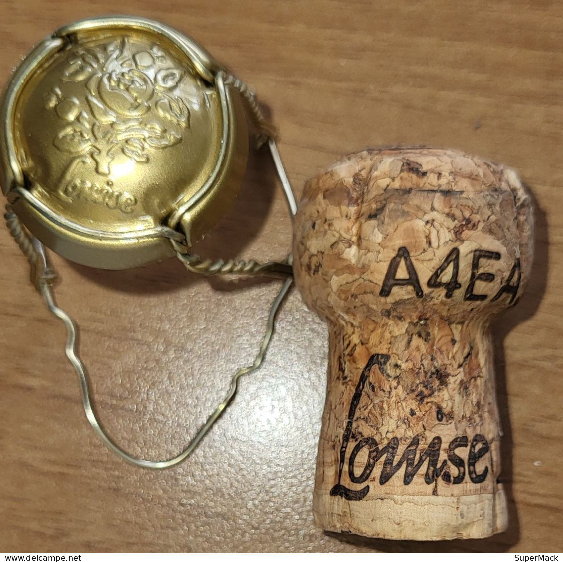 Capsule & Bouchon De Champagne POMMERY Cuvée Louise Or Estampée N° 102 - Pomméry