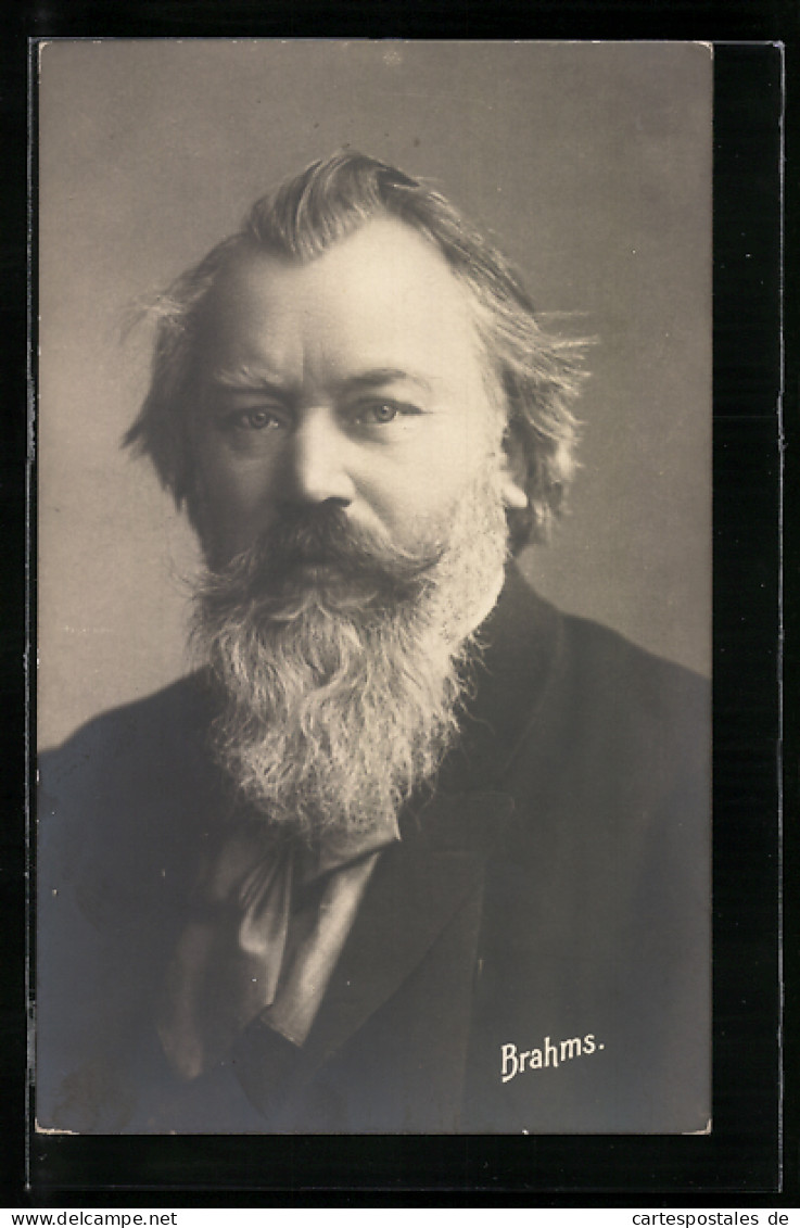 AK Komponist Brahms Im Anzug Mit Vollbart  - Artistes