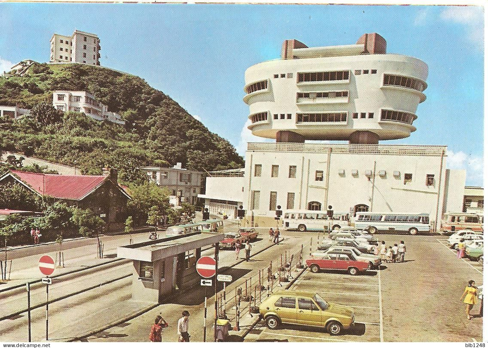 Asie > Chine (Hong Kong) Peak Tower Restaurant - Chine (Hong Kong)