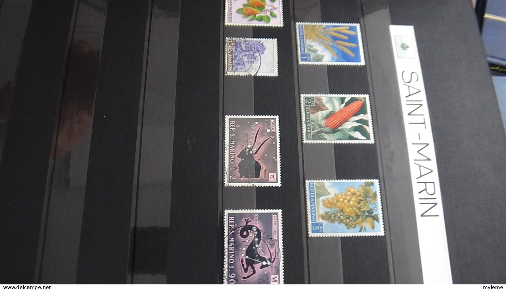 AZ147 Album de timbres oblitérés et *de divers pays + plaquette de timbres ** de France. A saisir !!