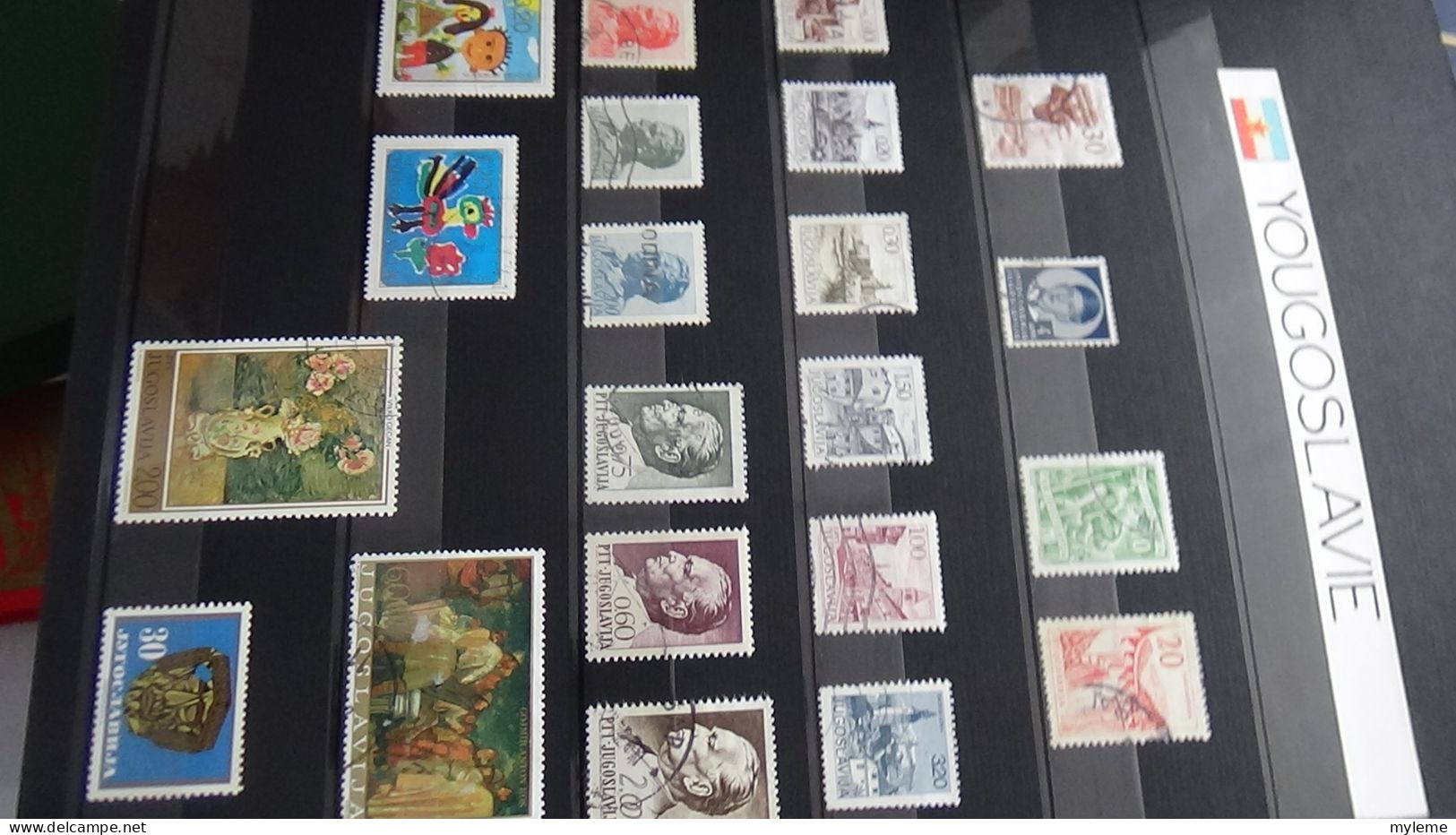 AZ147 Album de timbres oblitérés et *de divers pays + plaquette de timbres ** de France. A saisir !!