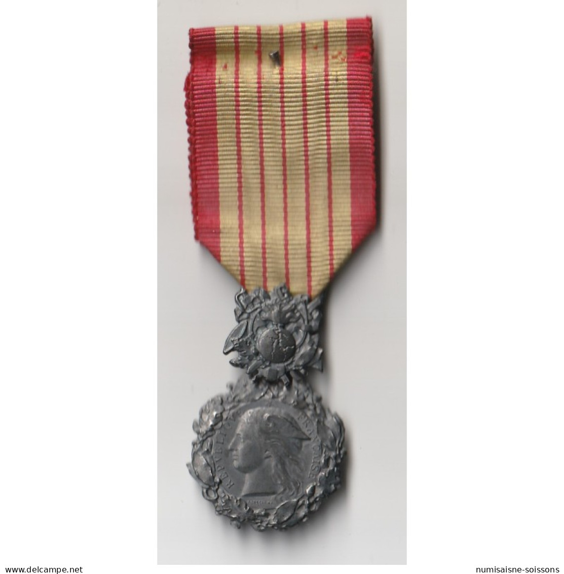 DECORATION - MEDAILLE D'HONNEUR - DIRECTION GENERALE DES DOUANES - ARGENT - SPL - Otros & Sin Clasificación