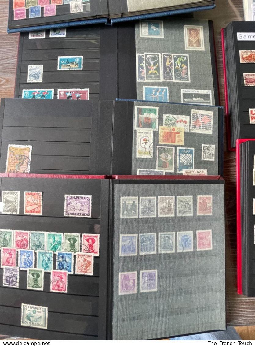 Très grand lot de timbres en vrac