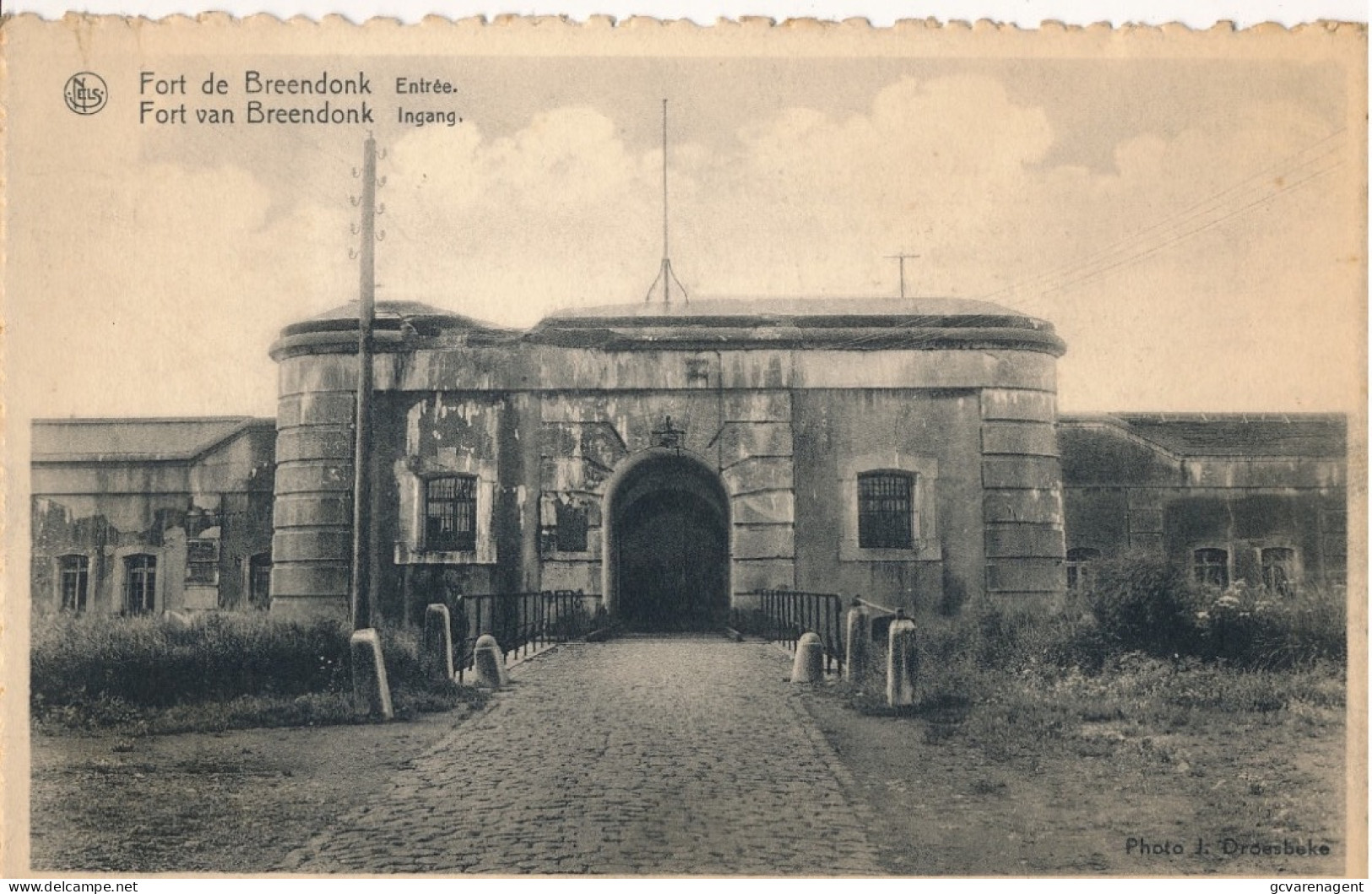 FORT VAN BREENDONK      INGANG      2 SCANS - Willebrök