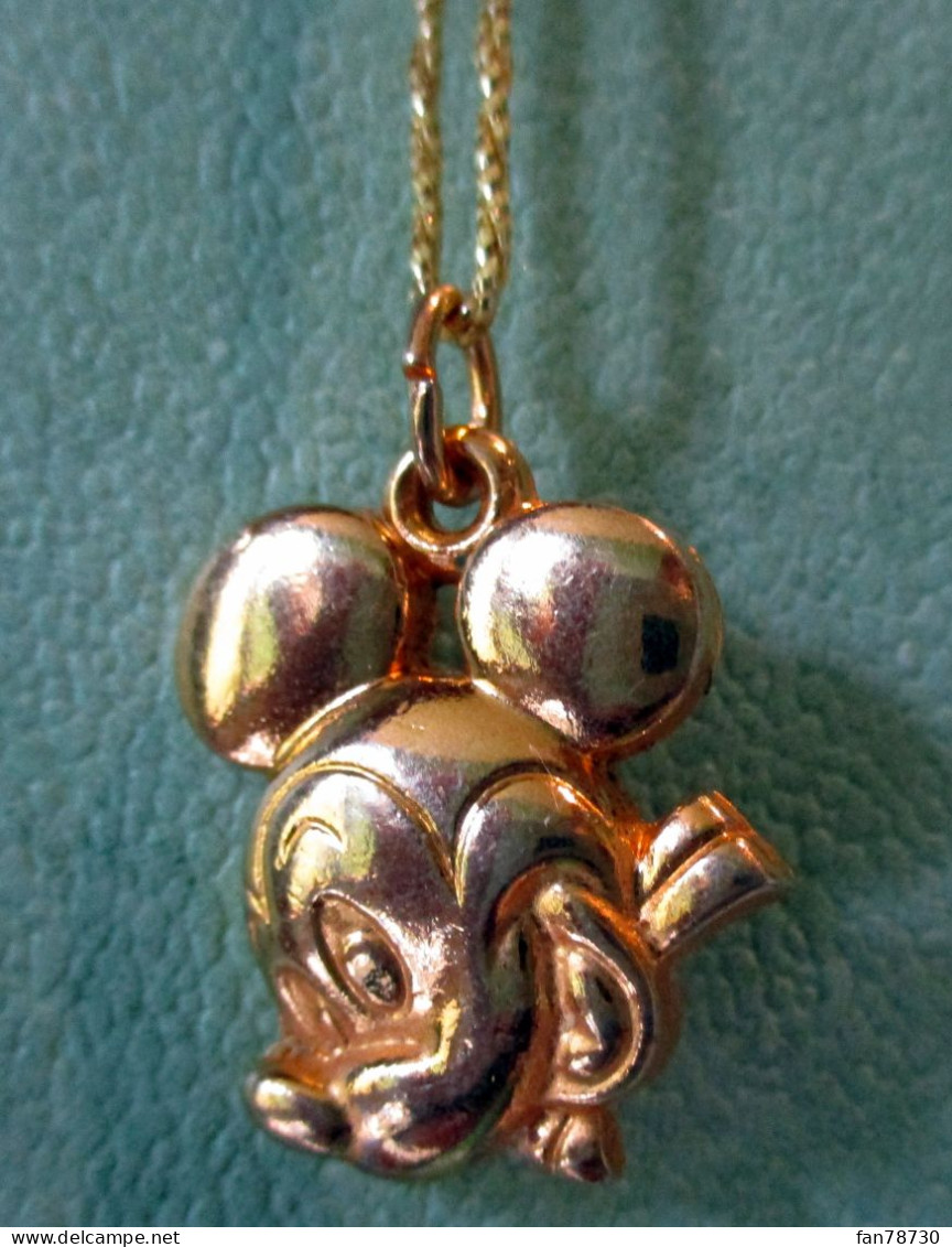 Fève Métal Doré Pendentif - Mickey De Disney - Frais Du Site Déduits - Disney