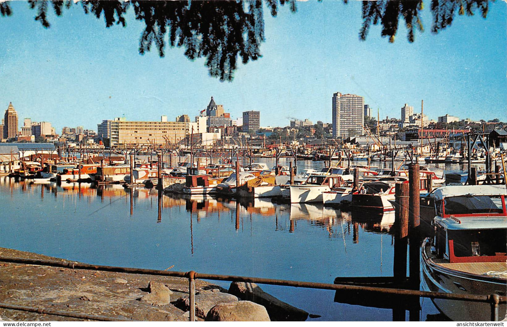 Canada Vancouver Harbour And Pleasure Boats View Taken Form Stanley Park Gl1967 #164.217 - Non Classés