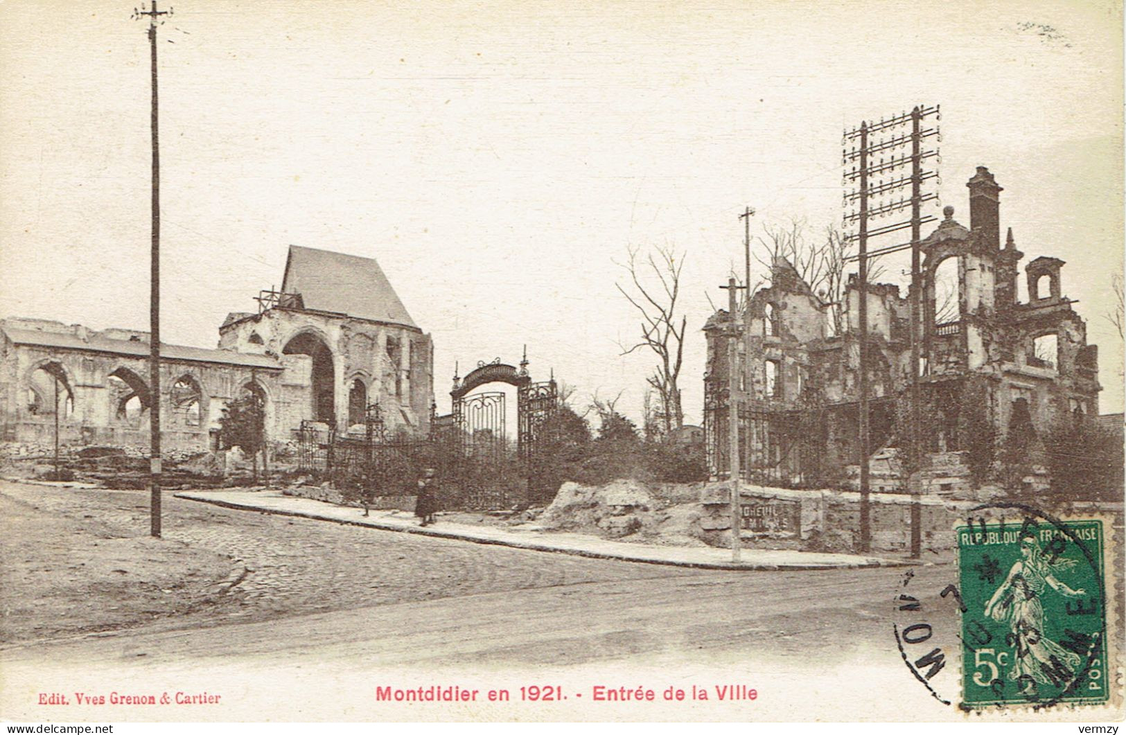 CPA  MONTDIDIER En 1921 : Entrée De La Ville - Montdidier