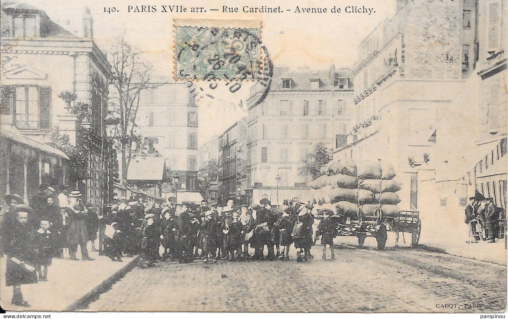PARIS 17ème - Rue Cardinet - Avenue De Clichy - Très Animée - Arrondissement: 17