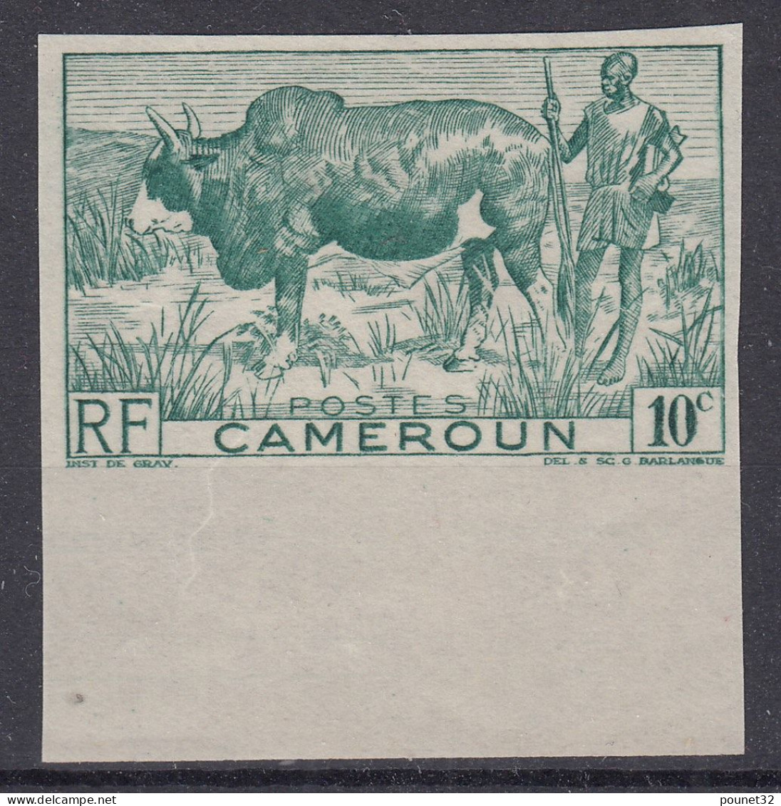 TIMBRE CAMEROUN N° 276 NON DENTELE BORD DE FEUILLE NEUF ** GOMME SANS CHARNIERE - Unused Stamps