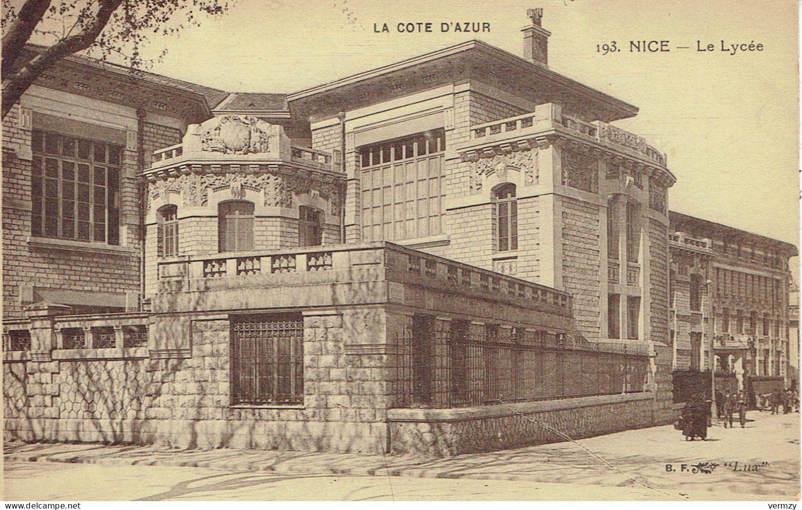 CPA  NICE : Le Lycée - Monuments, édifices