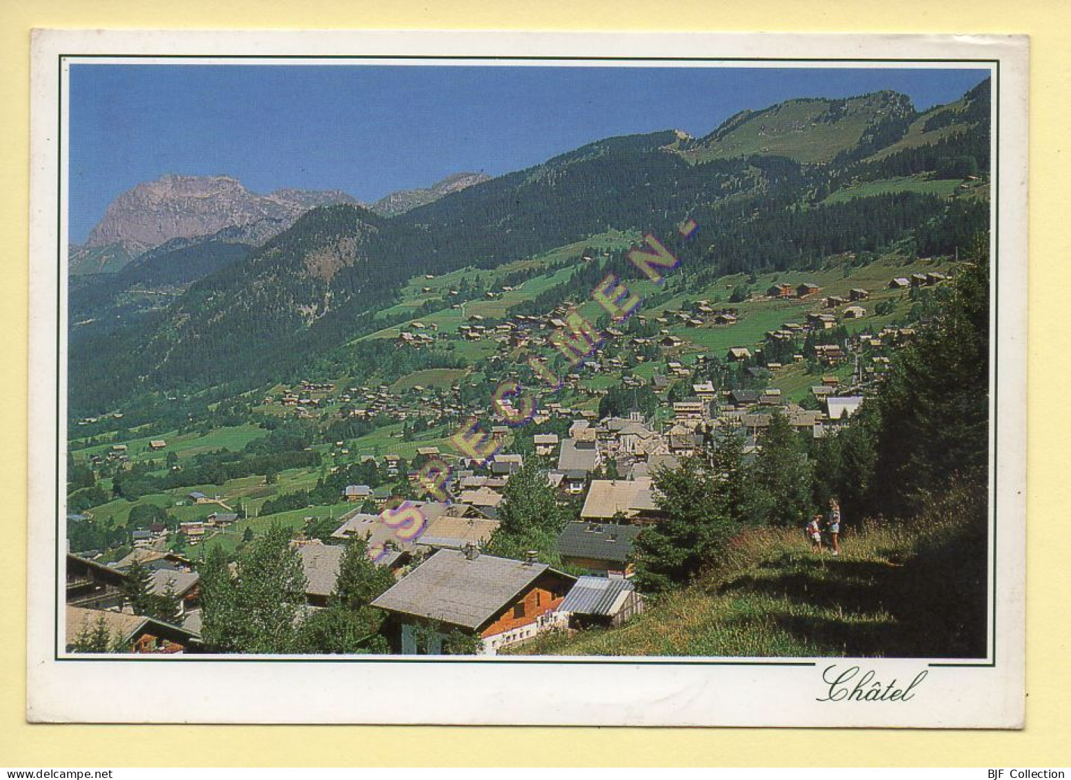 74. CHATEL – Vue Générale – Petit Chatel Et Les Cornettes (animée)(voir Scan Recto/verso) - Châtel