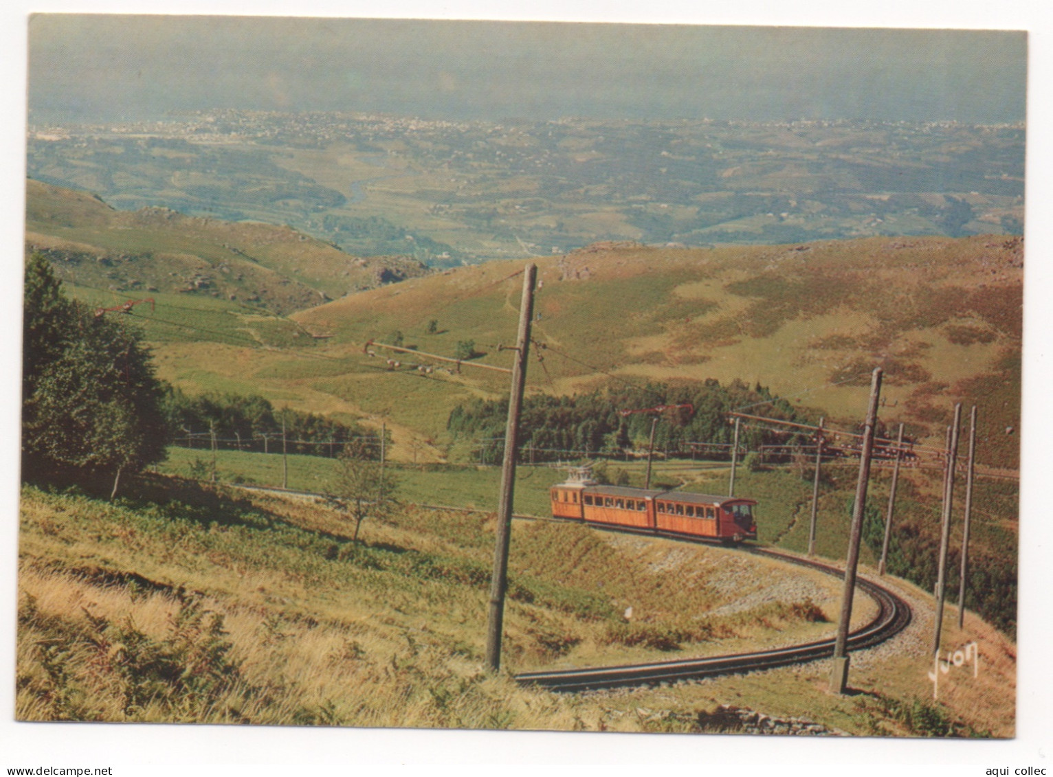 LE PAYS BASQUE - 64 - LE PETIT TRAIN DDE LA RHUNE - (PYRÉNÉES-ATLANTIQUES) AU FOND SAINT-JEAN-DE-LUZ - Eisenbahnen