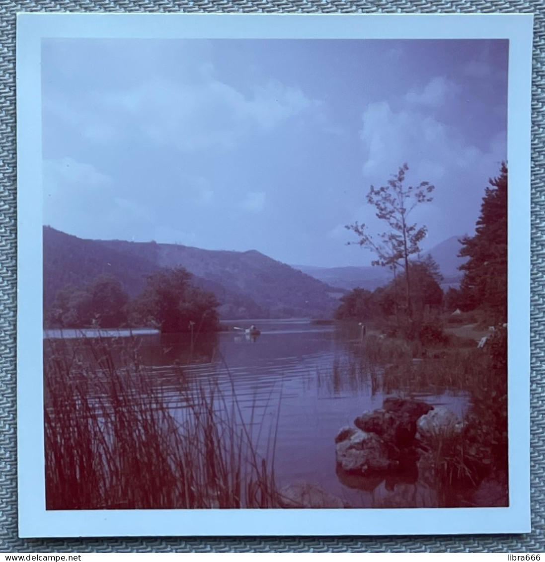 Photo Originale - Lac De Chambon (France) - 6 X 6 Cm. - Lugares