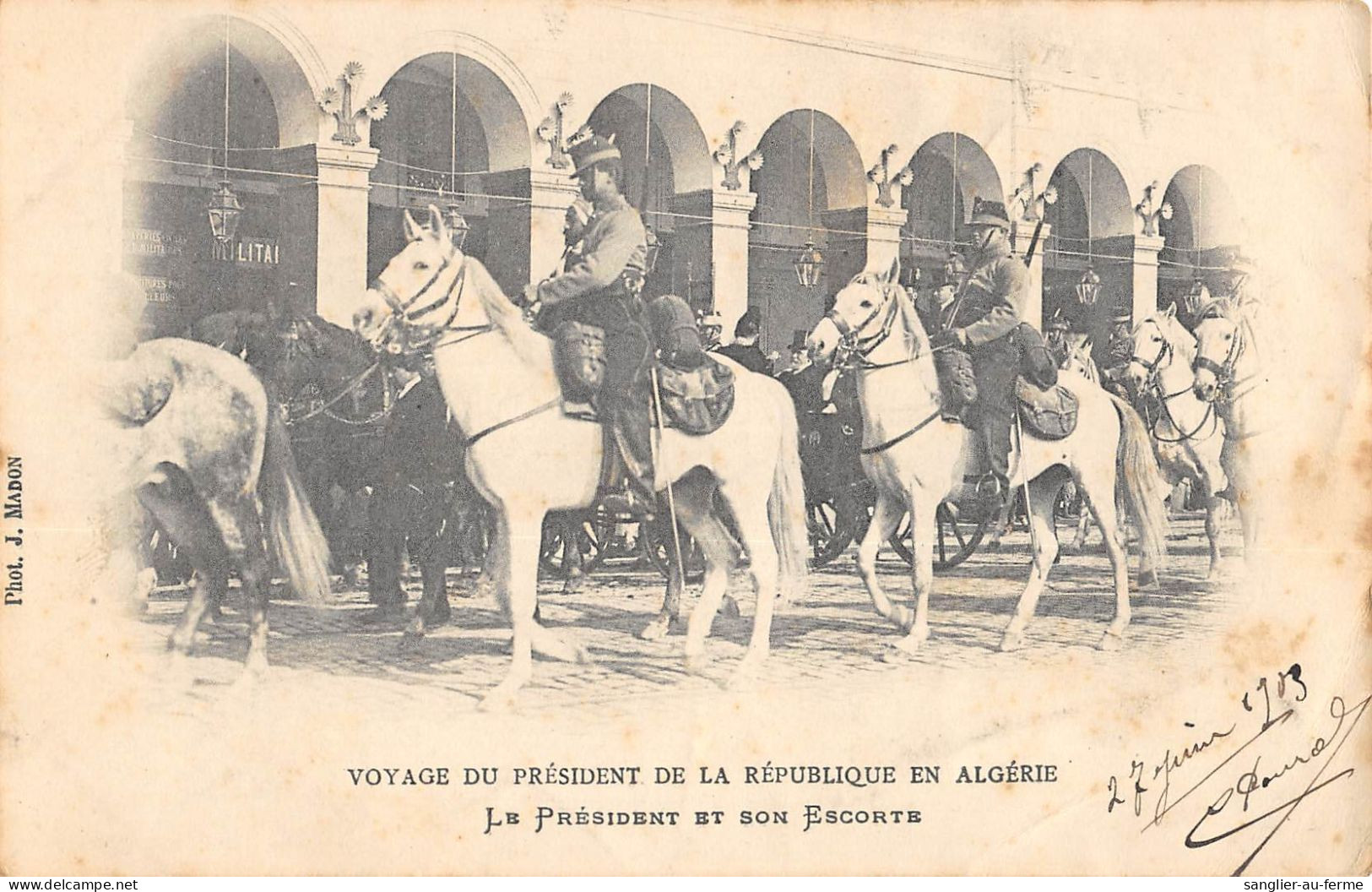 CPA ALGERIE / VOYAGE DU PRESIDENT EN ALGERIE / LE PRESIDENT ET SON ESCORTE - Autres & Non Classés