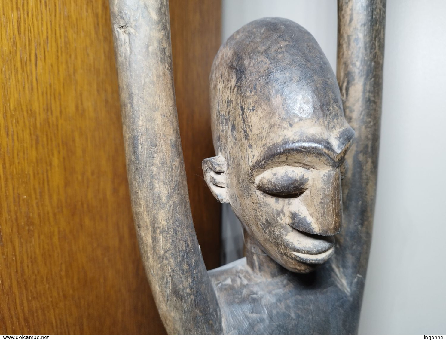 Statue en BOIS Batéba "Ti Puo" ou "dangereux", Lobi, Burkina-Faso Placée sur l’autel familial, il implore le « Thila »