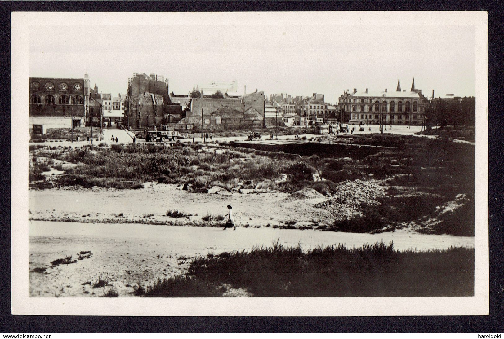 CPA 59 - DUNKERQUE - APRES GUERRE 1939/45 - RUES DE LA MAIRIE ET ALEXANDRE III - Dunkerque