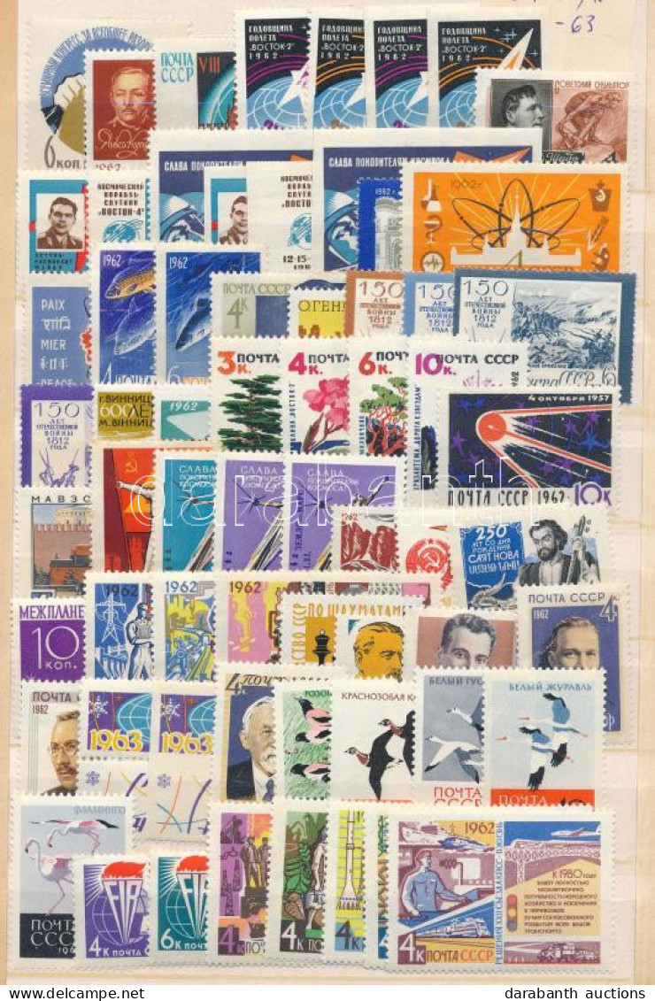 **, * Szovjetunió 1962-1963 Nagyrészt Postatiszta összeállítás Kb. 123 Db Bélyeg, Közte Sorok, összefüggések, Szelvényes - Autres & Non Classés