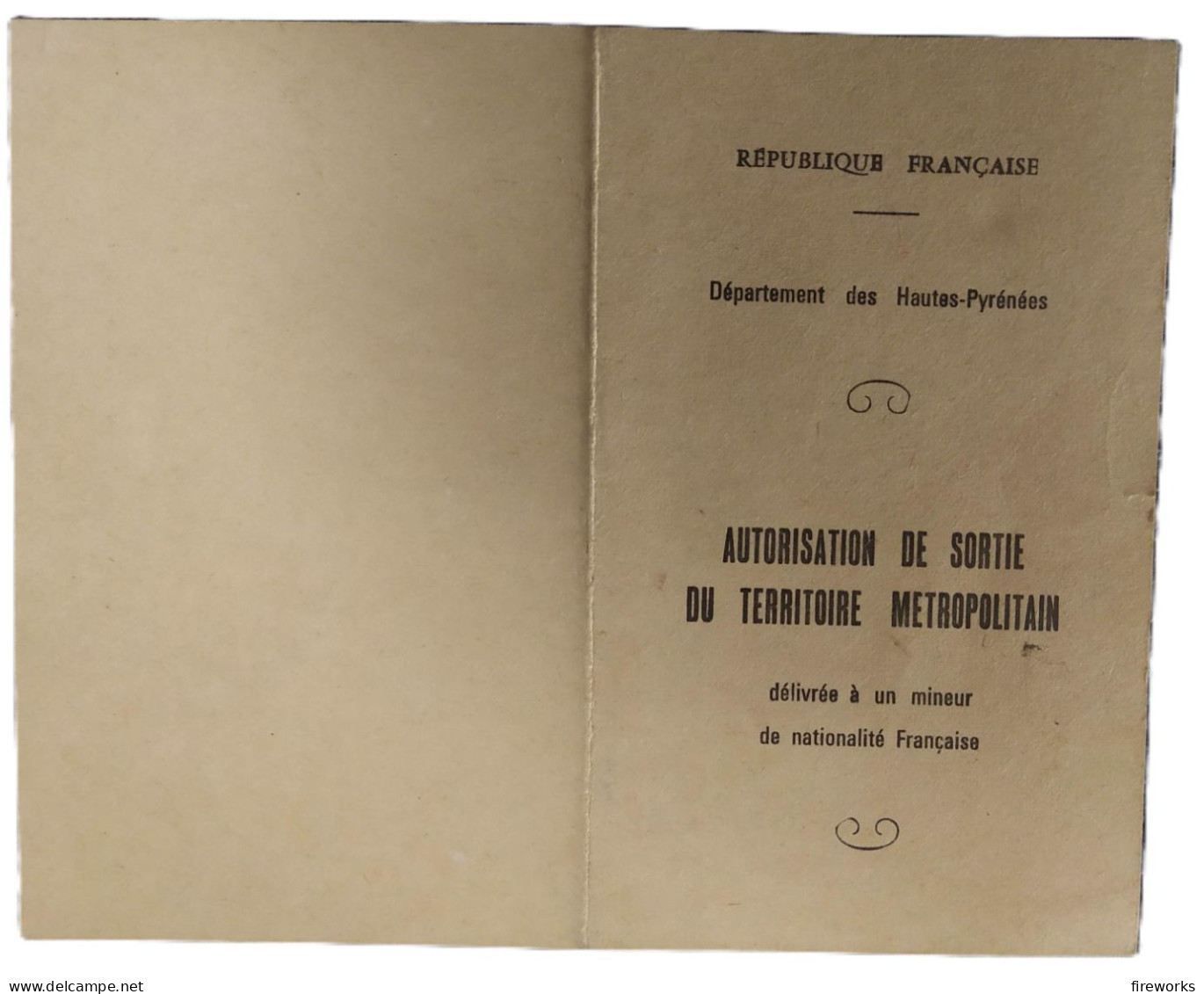 1981 - Carte D' Autorisation De Sortie Du Territoire Métropolitain Pour Un Mineur - FRANCE - Zonder Classificatie