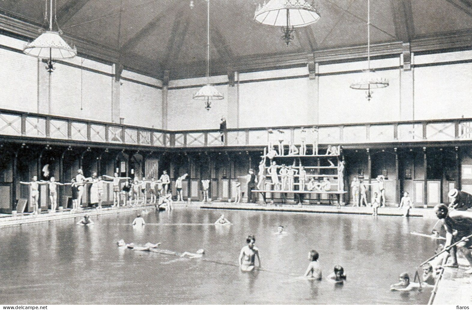 "Learning To Swim,c.1900" School Children, Bathers, Kensington Public Baths, Lancaster Road, London [CPM Nostalgia Card] - Groepen Kinderen En Familie
